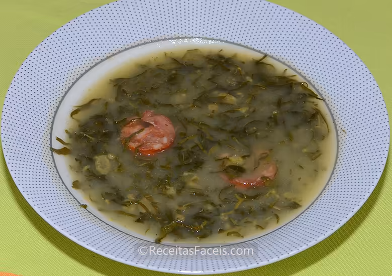 Receita fácil de Caldo Verde