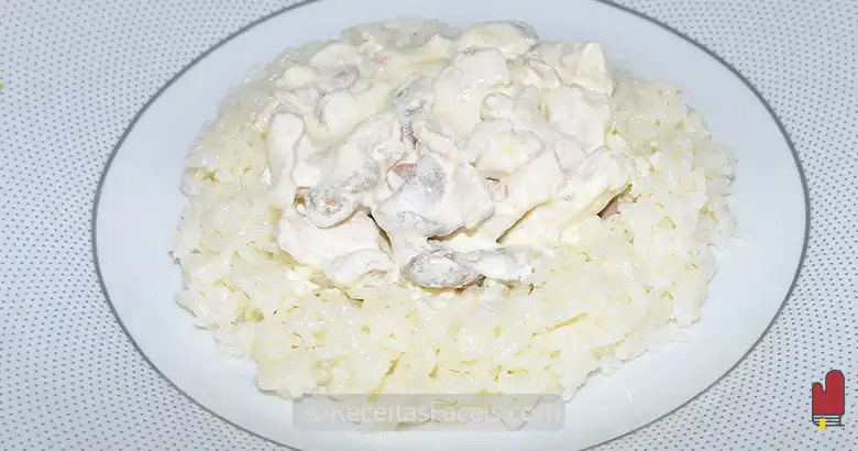 Receita fácil de strogonoff de peru