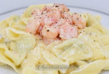 Receita fácil de Tortellini de ricotta com camarões