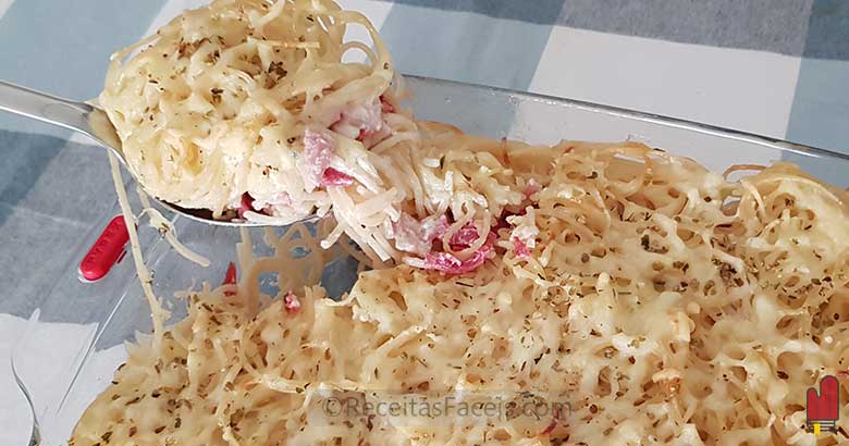 receita de massa com salame no forno
