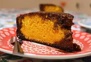 receita facil de bolo de cenoura com cobertura de chocolate