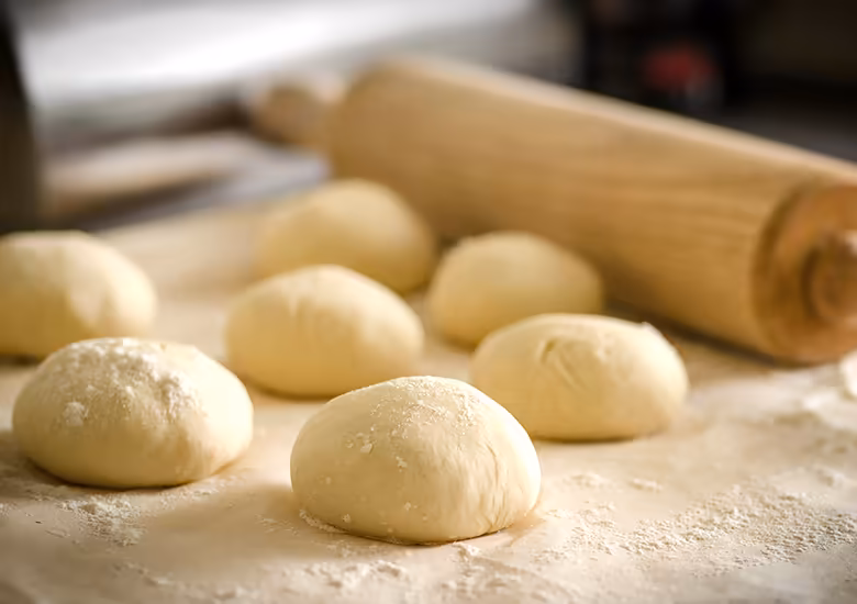 como fazer facilmente massa de pizza