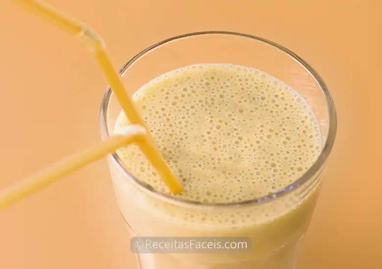 receita fácil de batido de banana